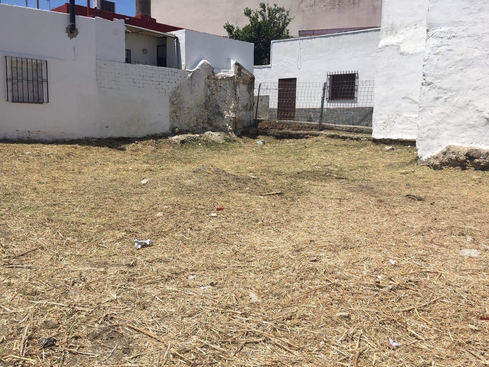 Terrain à Bâtir à vendre à Benalup - 105 000 € (Ref: 8595392)