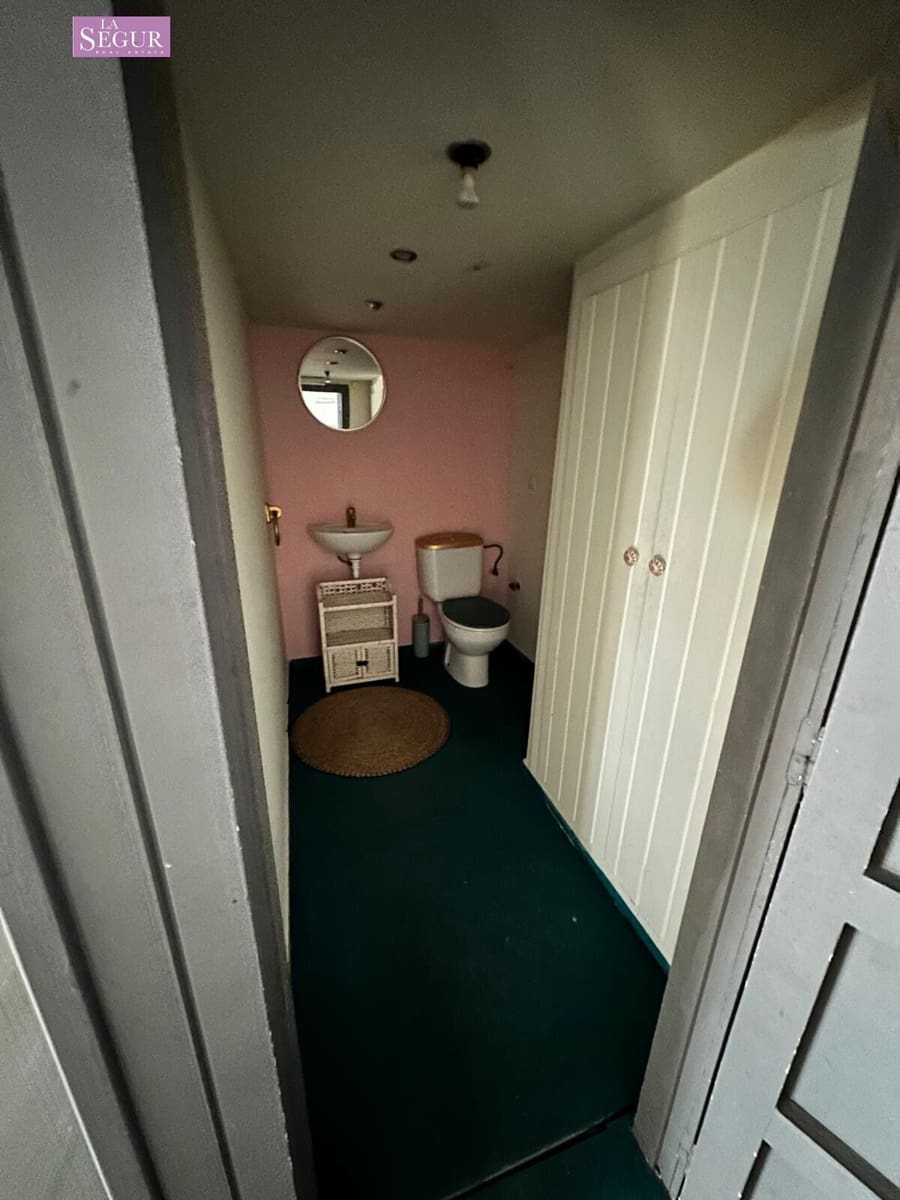 Erhverv til salg i Conil de la Frontera - € 360.000 (Ref: 8630284)