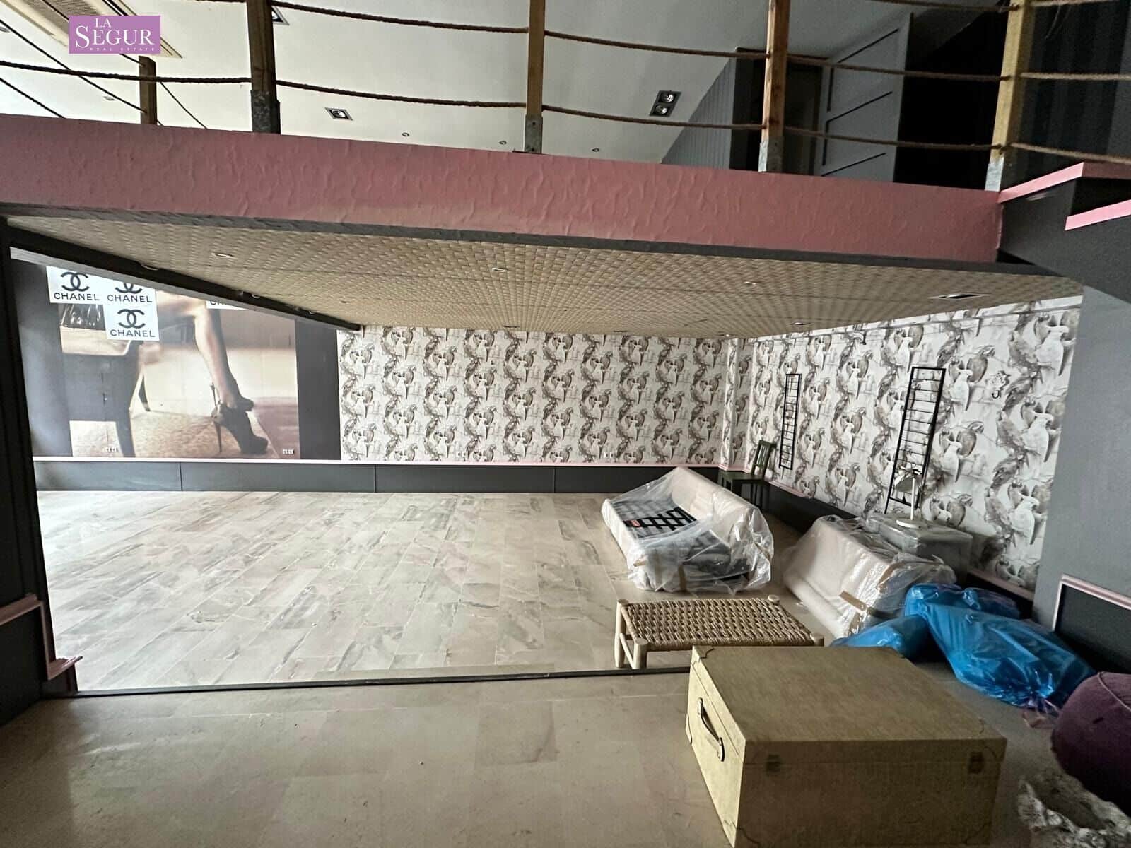 Erhverv til salg i Conil de la Frontera - € 360.000 (Ref: 8630284)