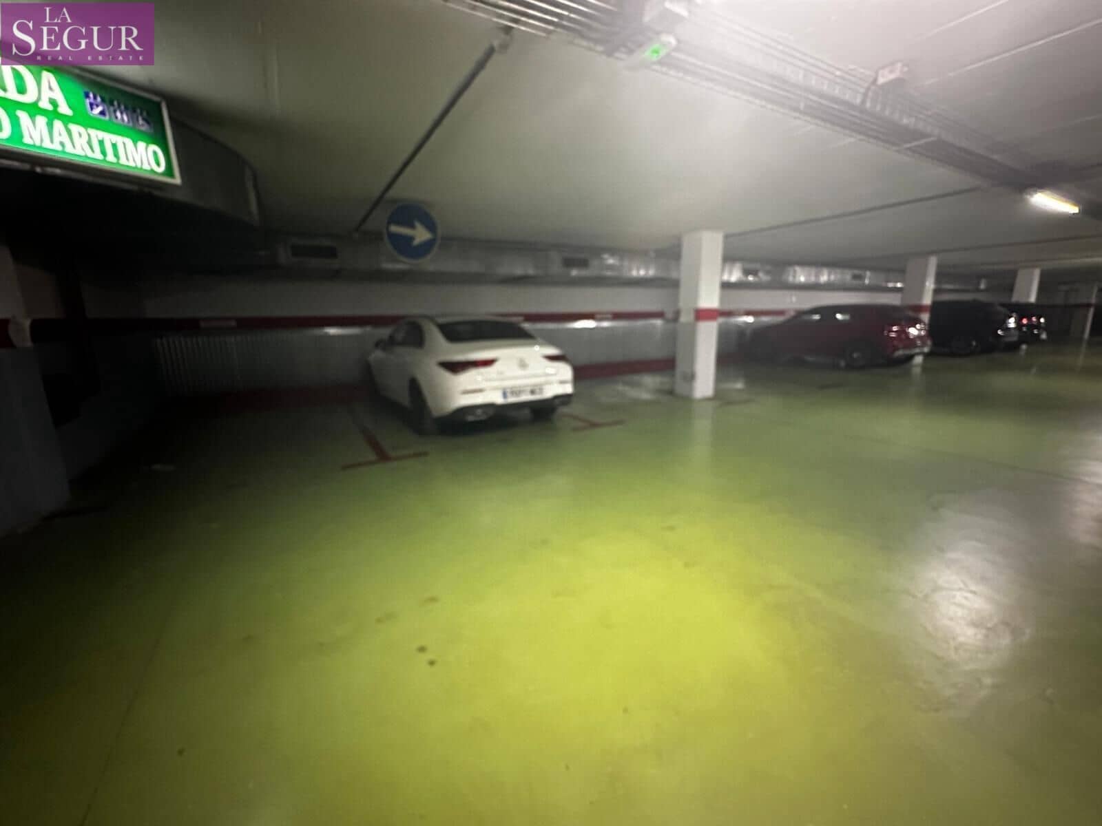 Garage à vendre à Cadix ville - 17 000 € (Ref: 8645245)