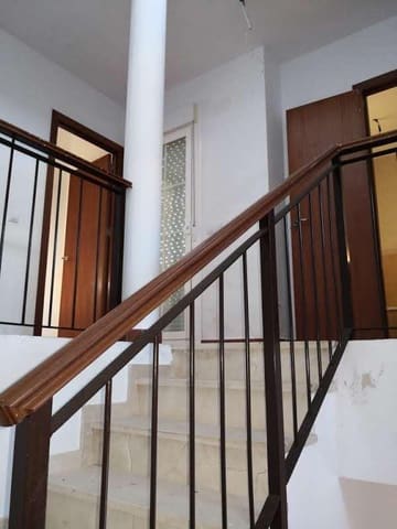 4 slaapkamer Rijtjeshuis te koop in Benalup - € 154.000 (Ref: 8675888)