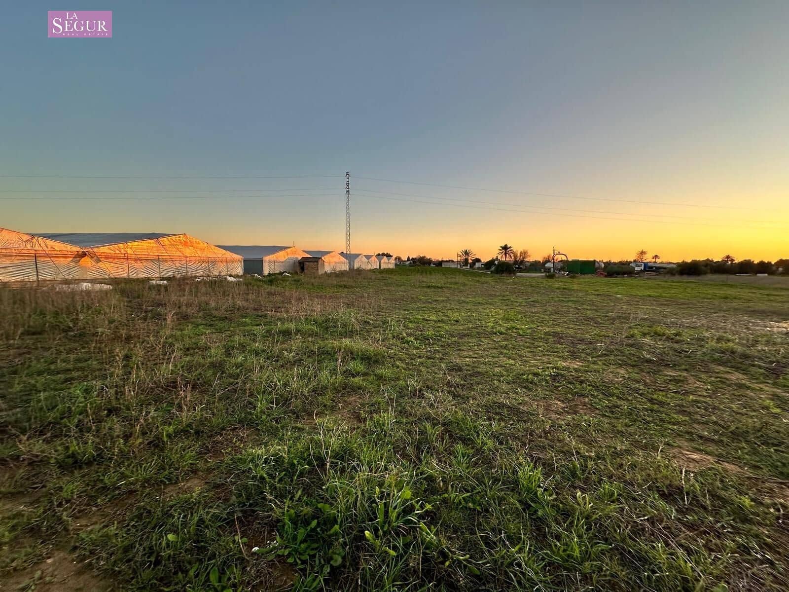 Grunde uden byggetilladelser til salg i Conil de la Frontera - € 75.000 (Ref: 8698188)