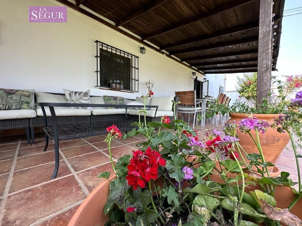 3 soverom Villa til salgs i Conil de la Frontera med svømmebasseng - € 489 900 (Ref: 8735676)