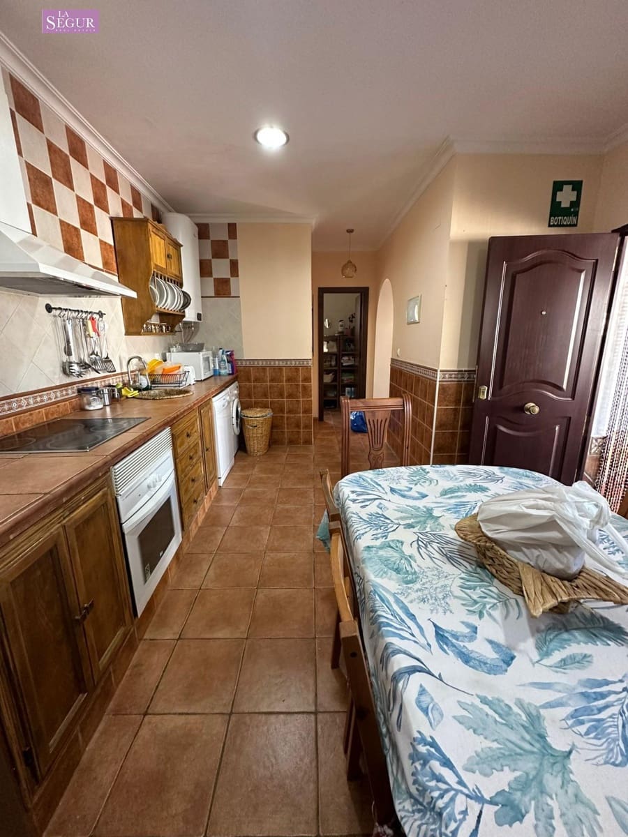 3 soverom Villa til salgs i Conil de la Frontera med svømmebasseng - € 489 900 (Ref: 8735676)