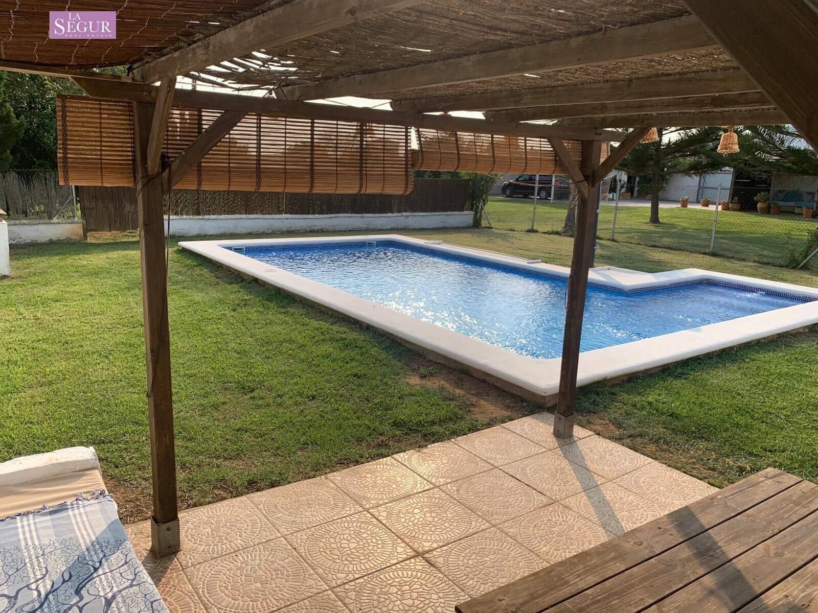 3 soverom Villa til salgs i Conil de la Frontera med svømmebasseng - € 489 900 (Ref: 8735676)