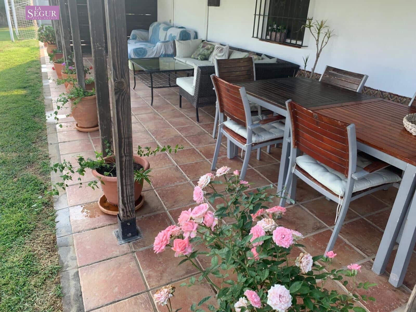 3 soverom Villa til salgs i Conil de la Frontera med svømmebasseng - € 489 900 (Ref: 8735676)