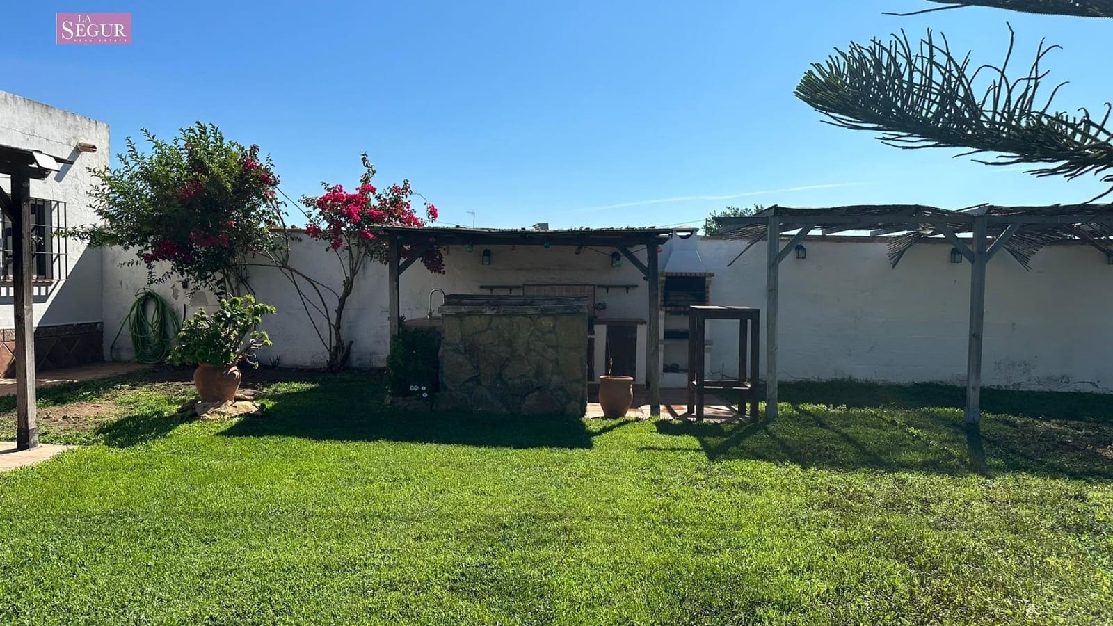 3 soverom Villa til salgs i Conil de la Frontera med svømmebasseng - € 489 900 (Ref: 8735676)