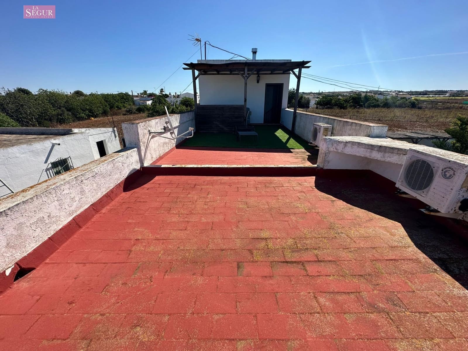 3 soverom Villa til salgs i Conil de la Frontera med svømmebasseng - € 489 900 (Ref: 8735676)