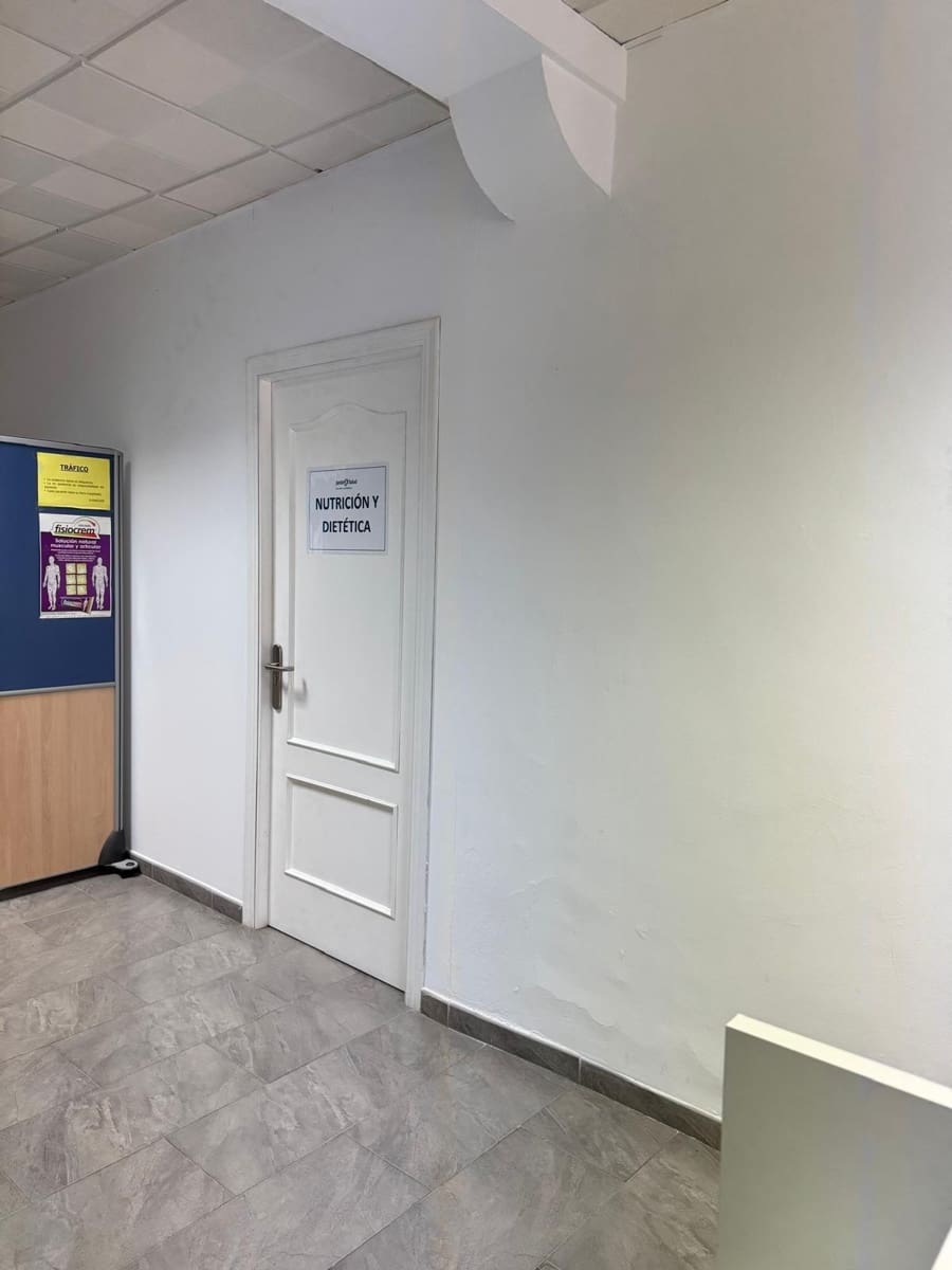 Kommersiell til salgs i Medina-Sidonia - € 120 000 (Ref: 8776512)