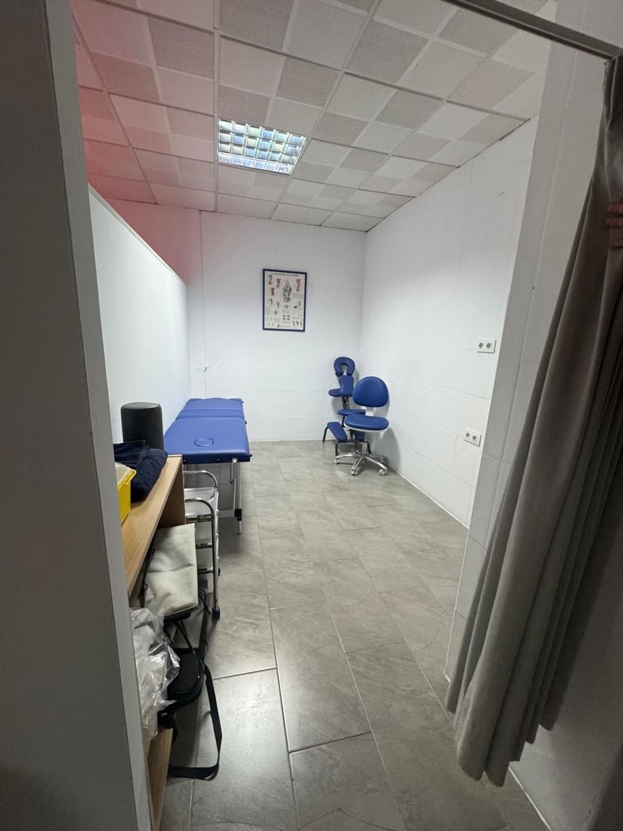 Kommersiell til salgs i Medina-Sidonia - € 120 000 (Ref: 8776512)