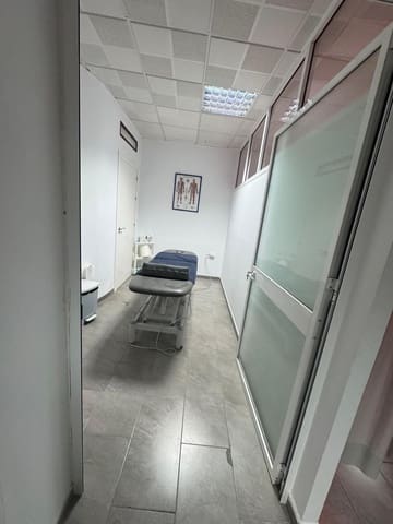 Erhverv til salg i Medina-Sidonia - € 120.000 (Ref: 8776512)