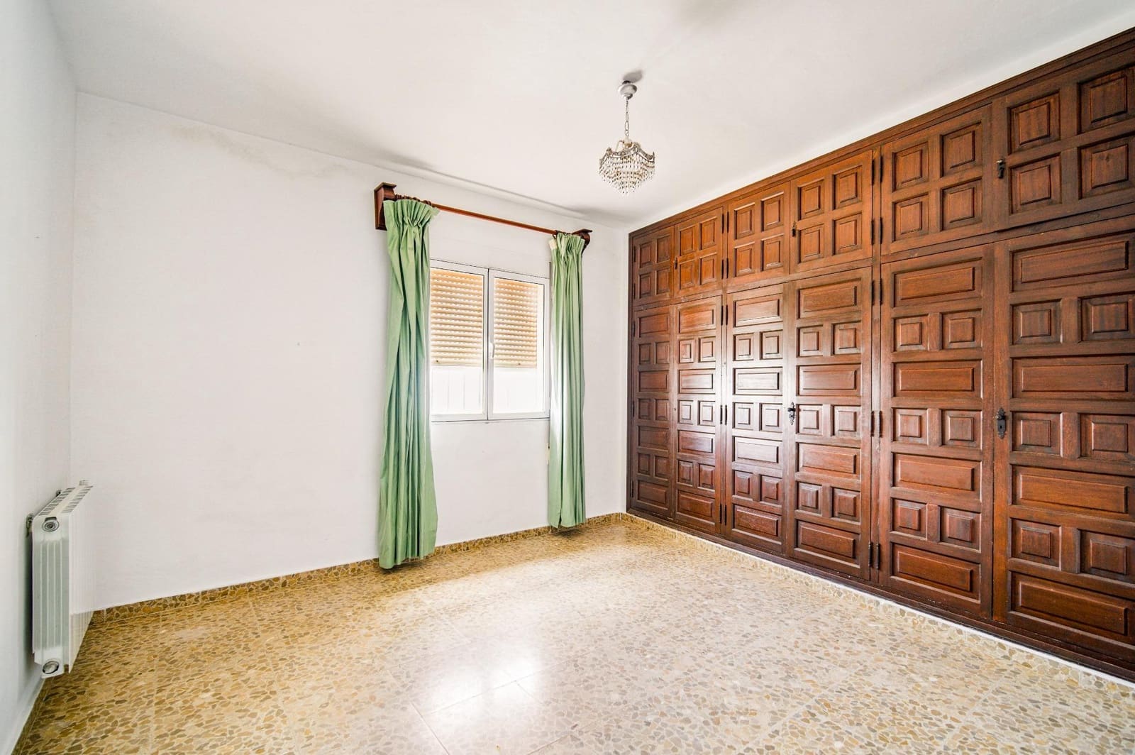 7 bedroom Villa for sale in Vejer de la Frontera - € 430,000 (Ref: 8784087)