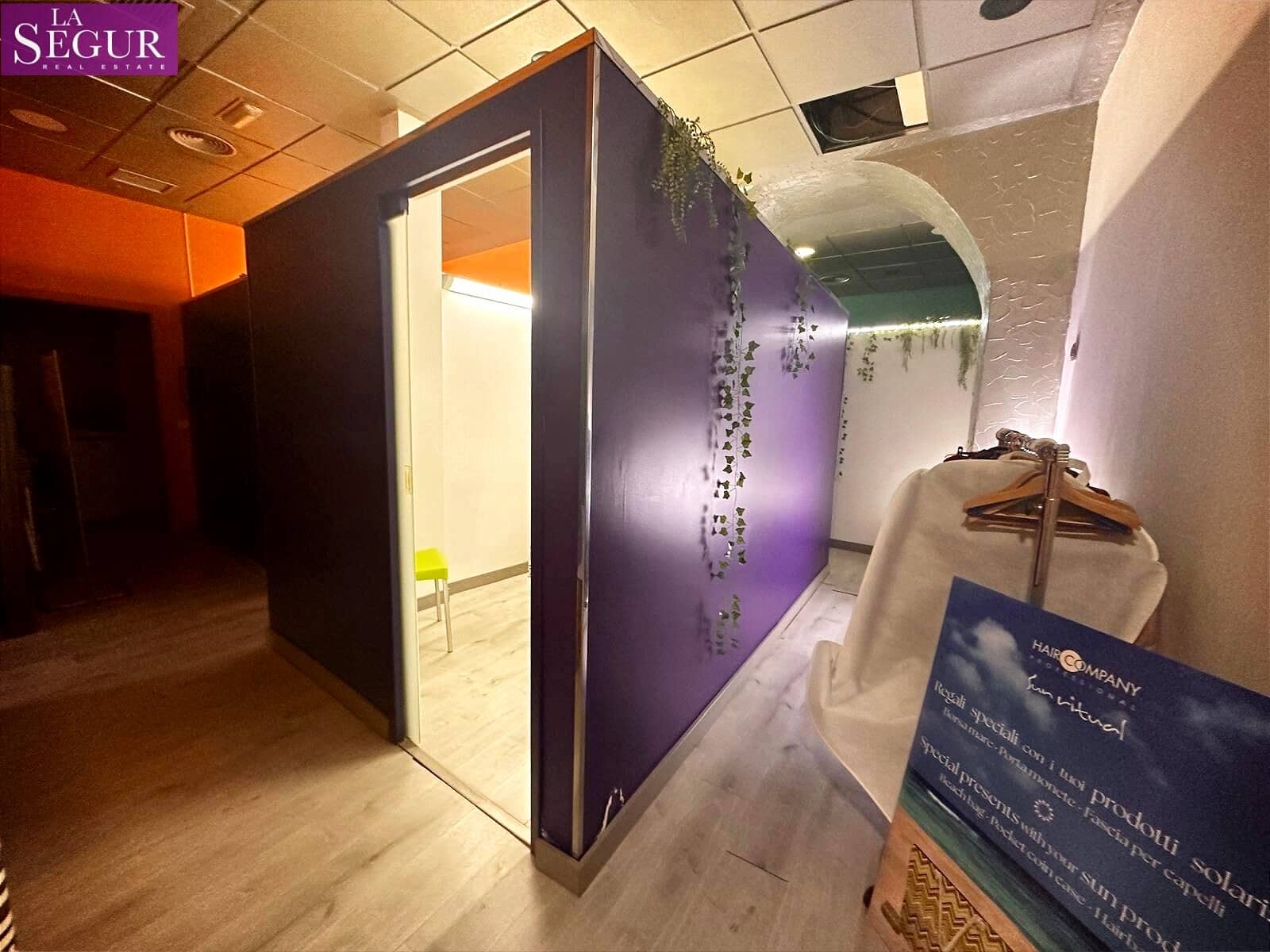 Virksomhed til leje i Cadiz by - € 1.550 (Ref: 8789723)