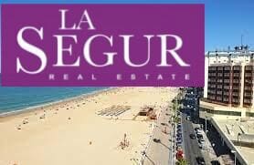Garasje til salgs i Cádiz by - € 38 000 (Ref: 8802241)