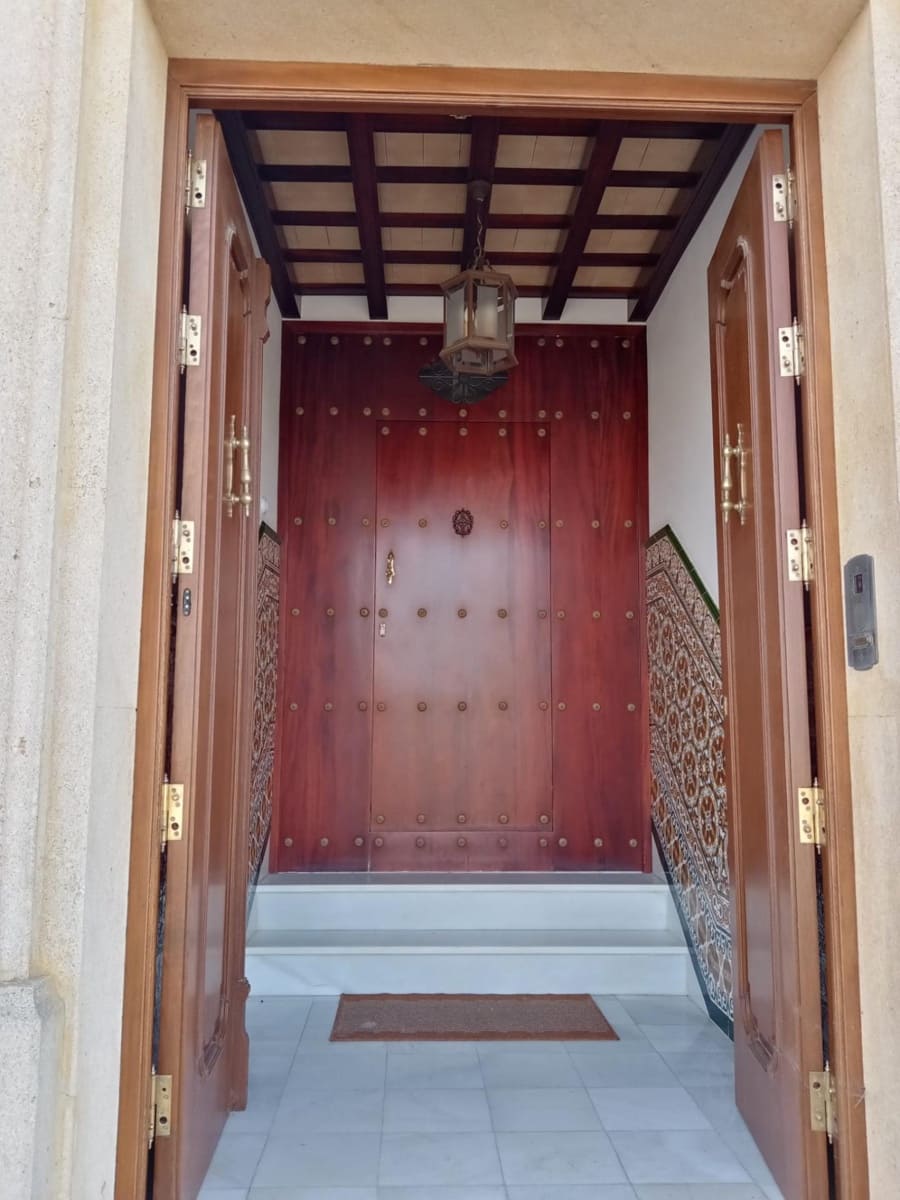 5 soveværelse Villa til salg i Medina-Sidonia med garage - € 599.000 (Ref: 8838864)