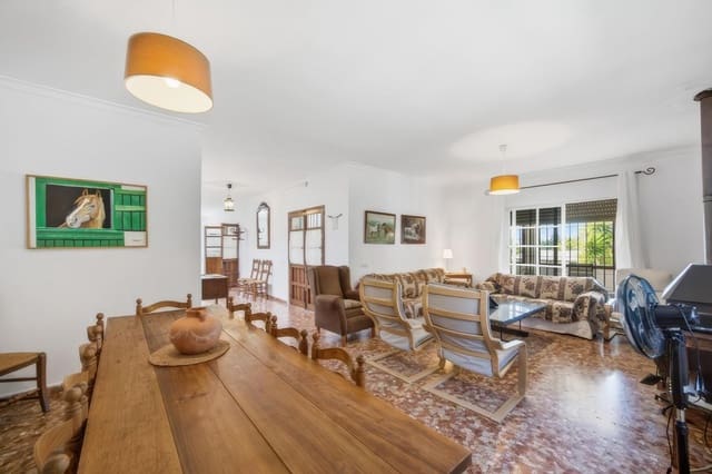4 bedroom Villa for sale in Vejer de la Frontera with pool garage - € 490,000 (Ref: 8841186)