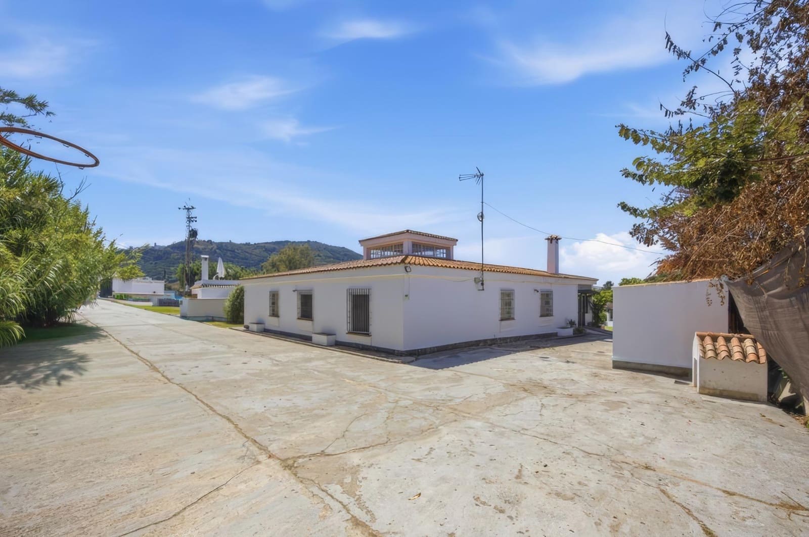 4 bedroom Villa for sale in Vejer de la Frontera with pool garage - € 490,000 (Ref: 8841186)