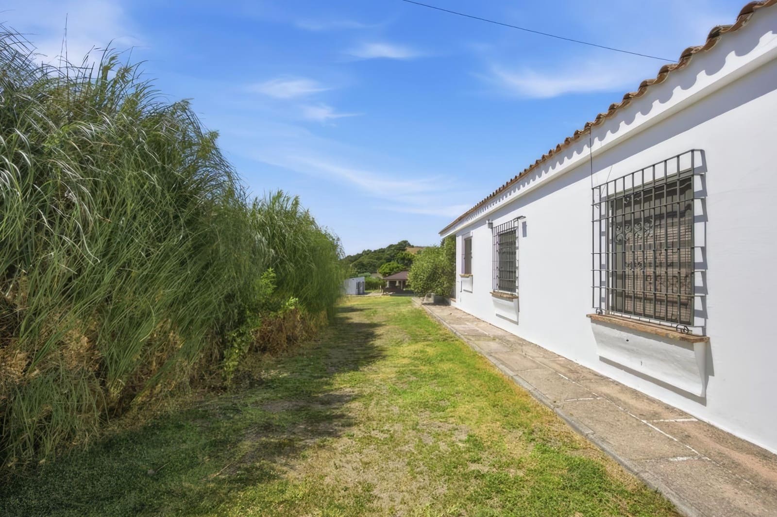 4 bedroom Villa for sale in Vejer de la Frontera with pool garage - € 490,000 (Ref: 8841186)