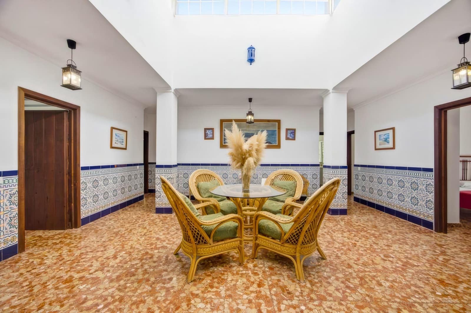 4 bedroom Villa for sale in Vejer de la Frontera with pool garage - € 490,000 (Ref: 8841186)