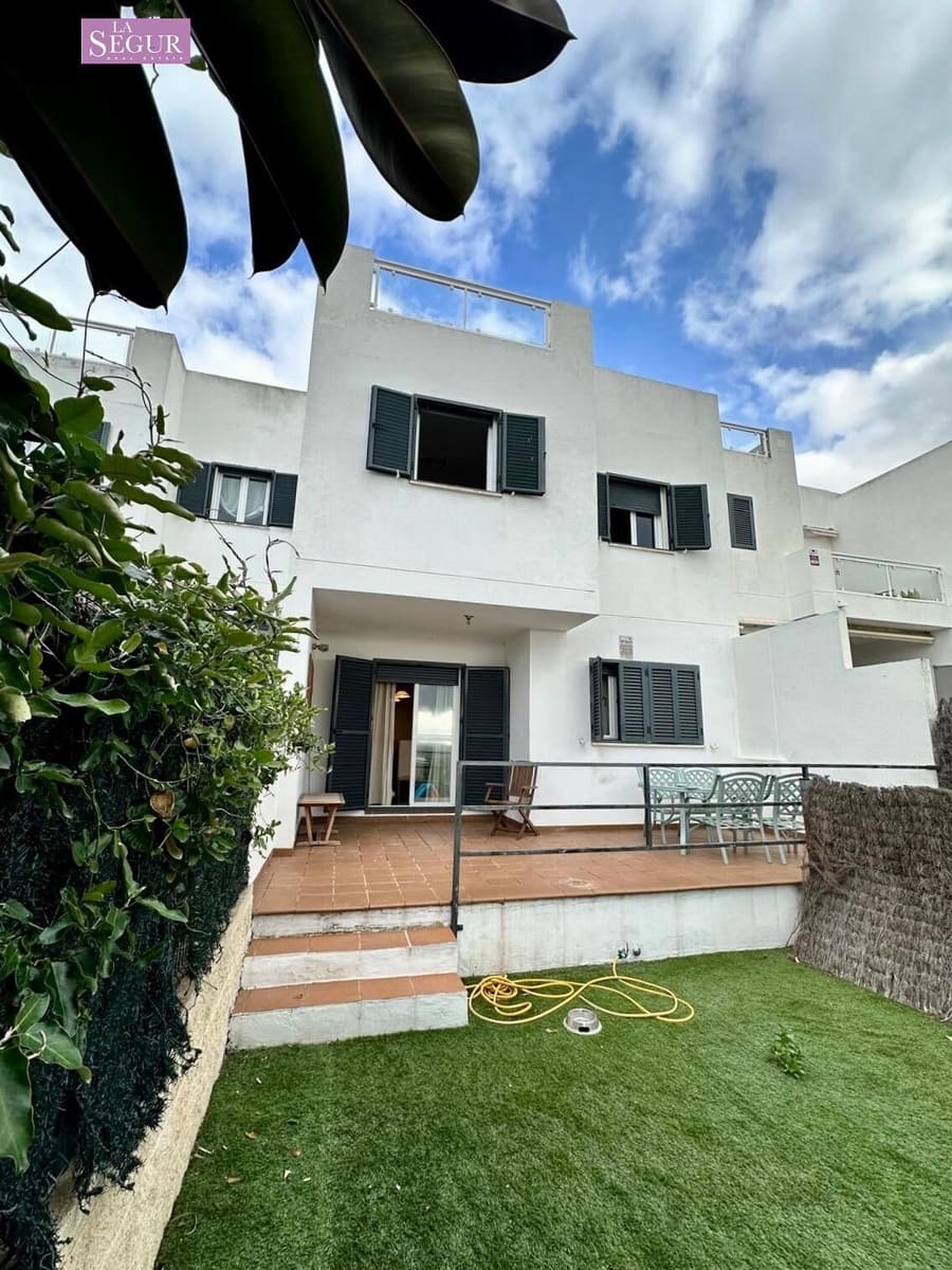 3 camera da letto Villetta Bifamiliare in vendita in Conil de la Frontera con piscina garage - 480.000 € (Rif: 8847647)