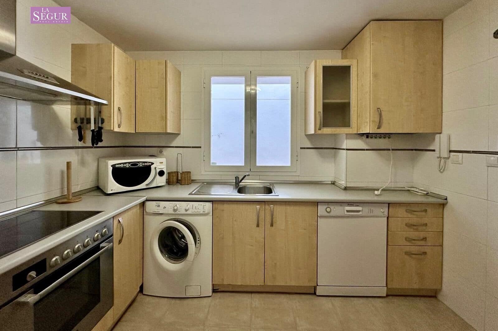 3 camera da letto Villetta Bifamiliare in vendita in Conil de la Frontera con piscina garage - 480.000 € (Rif: 8847647)