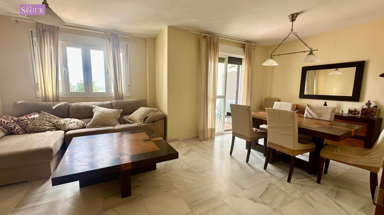 3 camera da letto Villetta Bifamiliare in vendita in Conil de la Frontera con piscina garage - 480.000 € (Rif: 8847647)