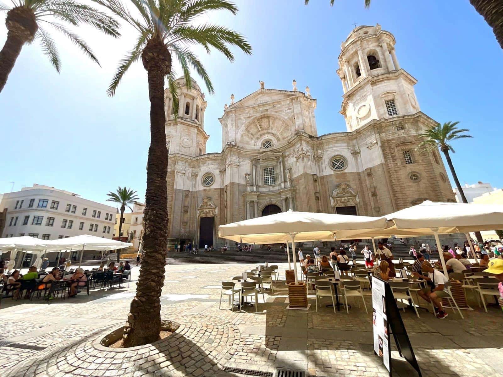 2 makuuhuone Asunto myytävänä paikassa Cadiz kaupunki - 250 000 € (Ref: 8849641)