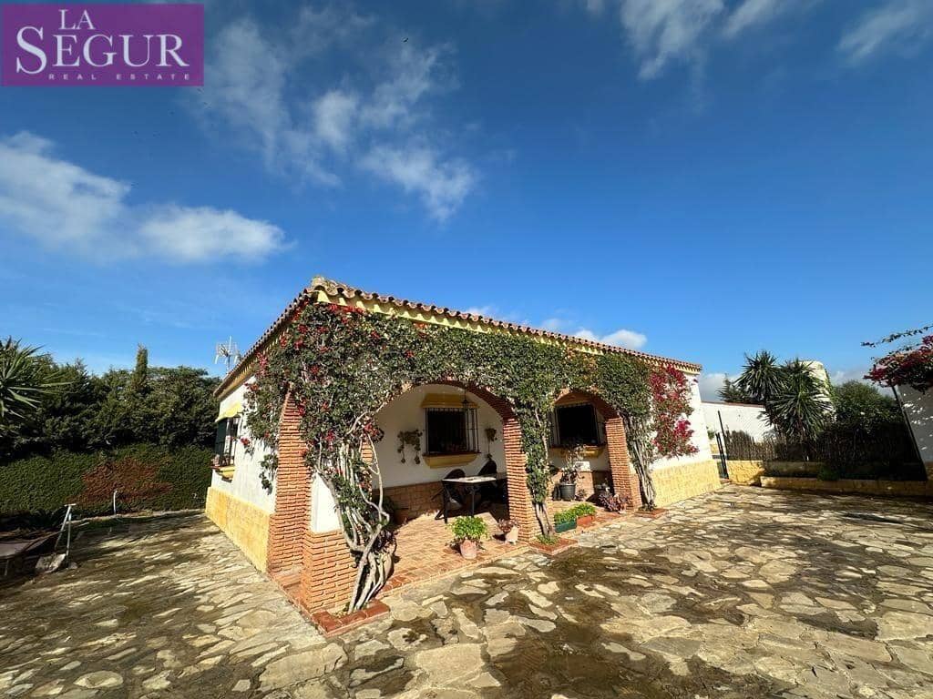 3 soveværelse Villa til salg i Medina-Sidonia med swimmingpool - € 235.000 (Ref: 8851695)