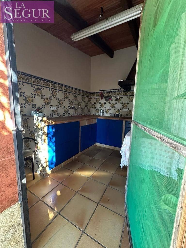 3 soveværelse Villa til salg i Medina-Sidonia med swimmingpool - € 235.000 (Ref: 8851695)