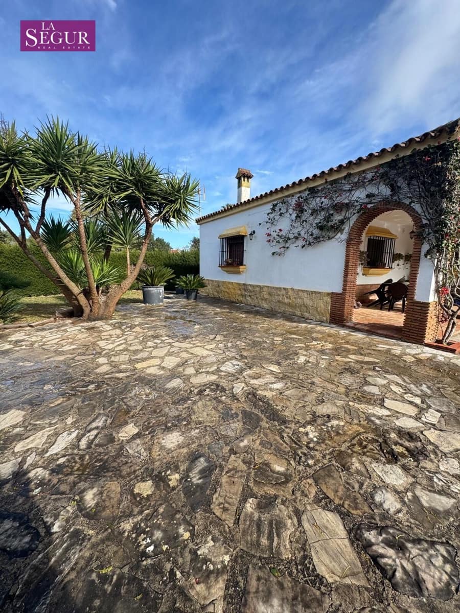 3 soveværelse Villa til salg i Medina-Sidonia med swimmingpool - € 235.000 (Ref: 8851695)