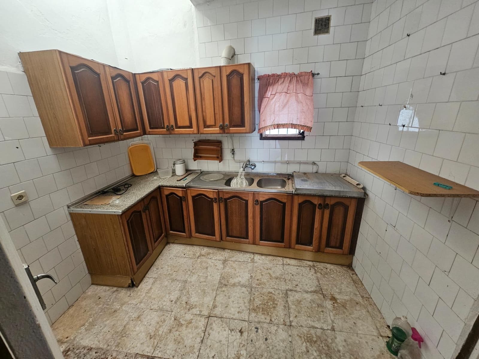 4 bedroom Townhouse for sale in Vejer de la Frontera - € 195,000 (Ref: 8869620)