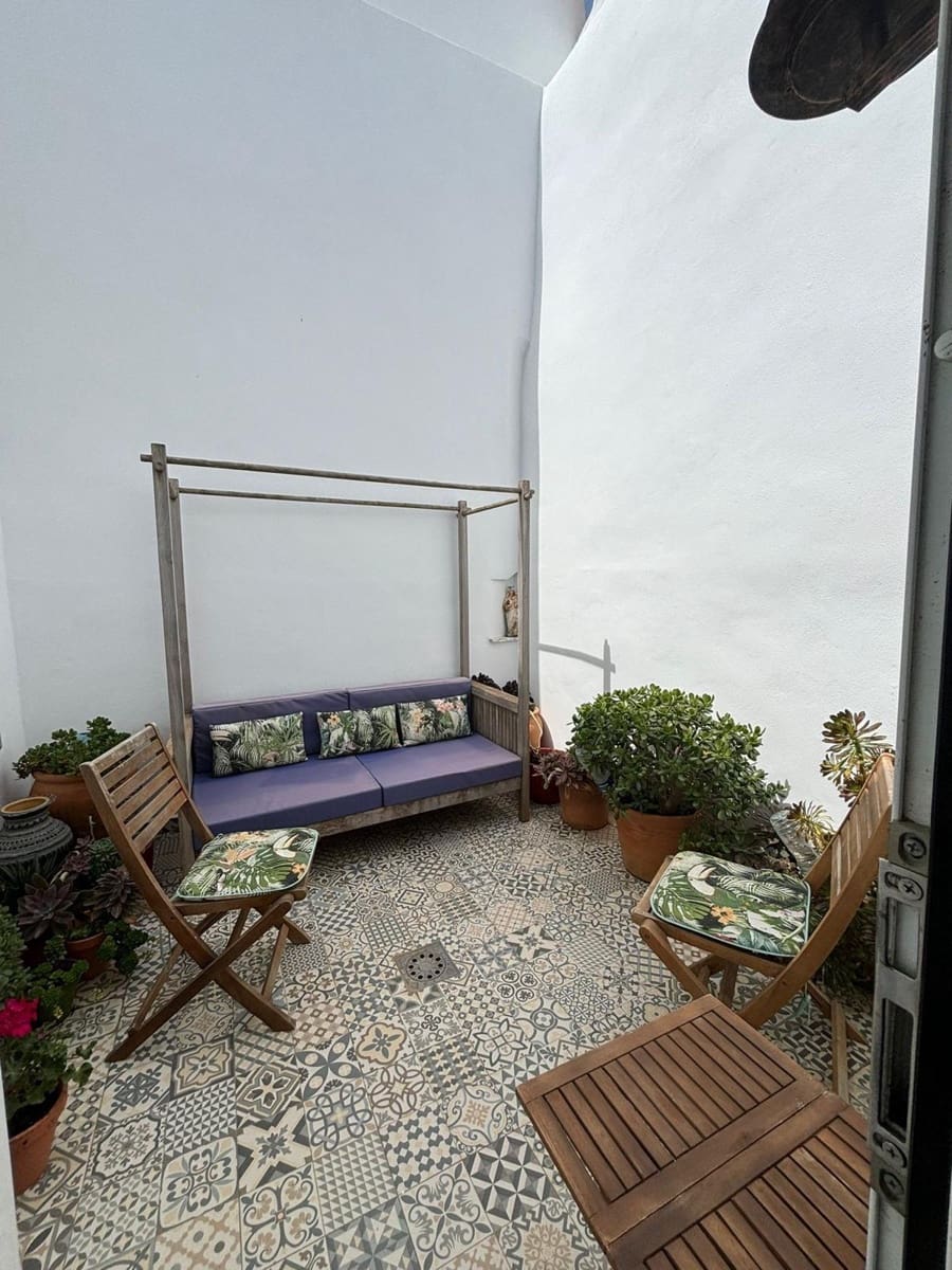 4 slaapkamer Huis te koop in Medina-Sidonia met garage - € 280.000 (Ref: 8874809)