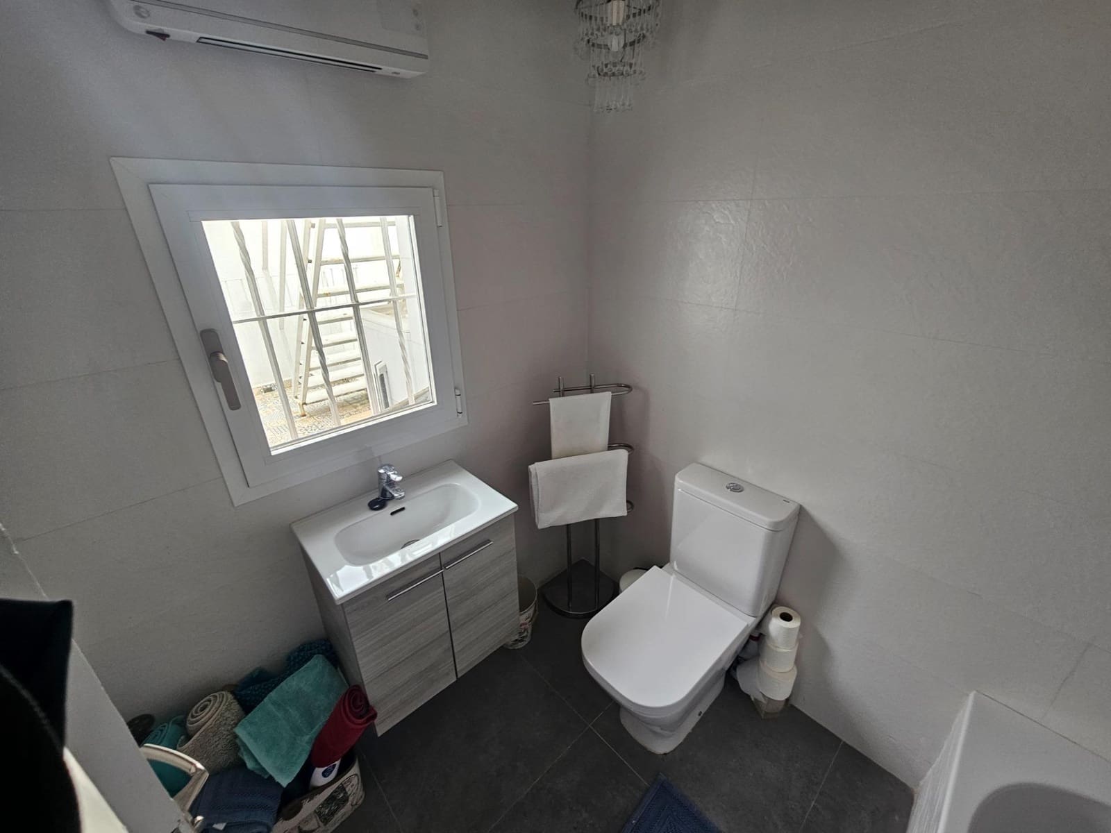 4 slaapkamer Huis te koop in Medina-Sidonia met garage - € 280.000 (Ref: 8874809)