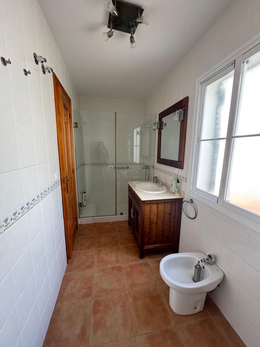 4 soverom Hus til salgs i Medina-Sidonia med garasje - € 270 000 (Ref: 8892922)