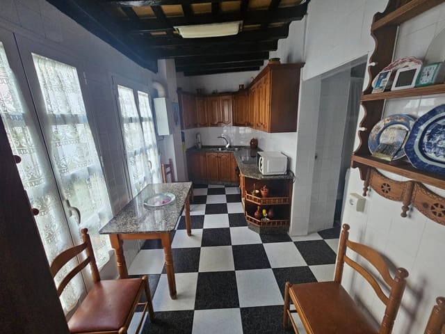 Piso de 3 habitaciones en Vejer de la Frontera en venta - 375.000 € (Ref: 8896608)