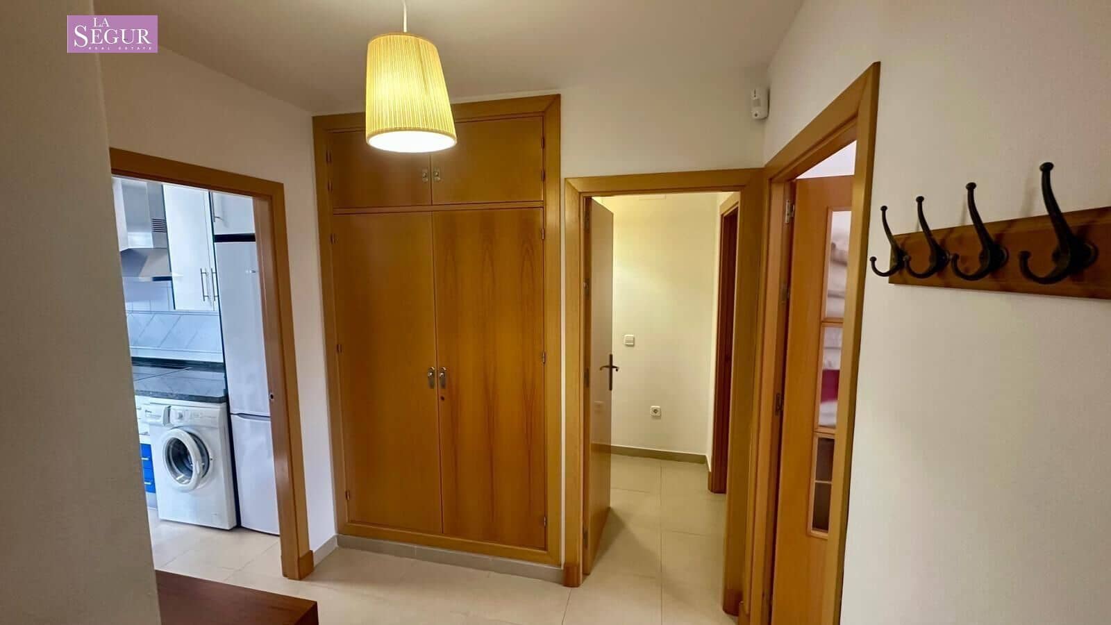 2 soveværelse Penthouse til salg i Conil de la Frontera med swimmingpool garage - € 415.000 (Ref: 8913072)