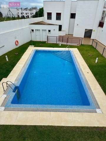2 soveværelse Penthouse til salg i Conil de la Frontera med swimmingpool garage - € 415.000 (Ref: 8913072)