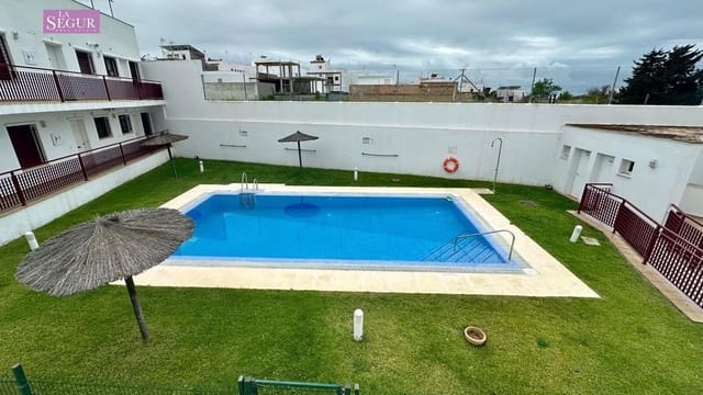 2 soveværelse Penthouse til salg i Conil de la Frontera med swimmingpool garage - € 415.000 (Ref: 8913072)