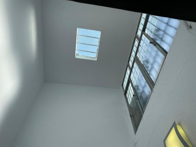 5 soveværelse Byhus til salg i Barbate - € 255.000 (Ref: 8928918)