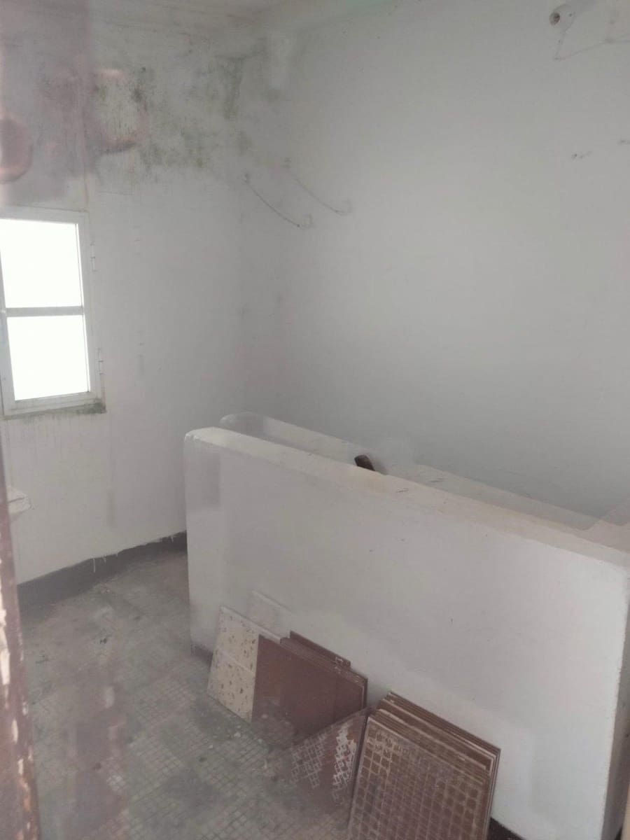 Hus til salgs i Medina-Sidonia - € 160 000 (Ref: 8934980)