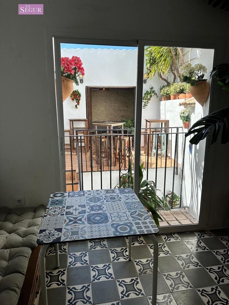 Restaurant/Bar til salg i Conil de la Frontera - € 720.000 (Ref: 8954343)