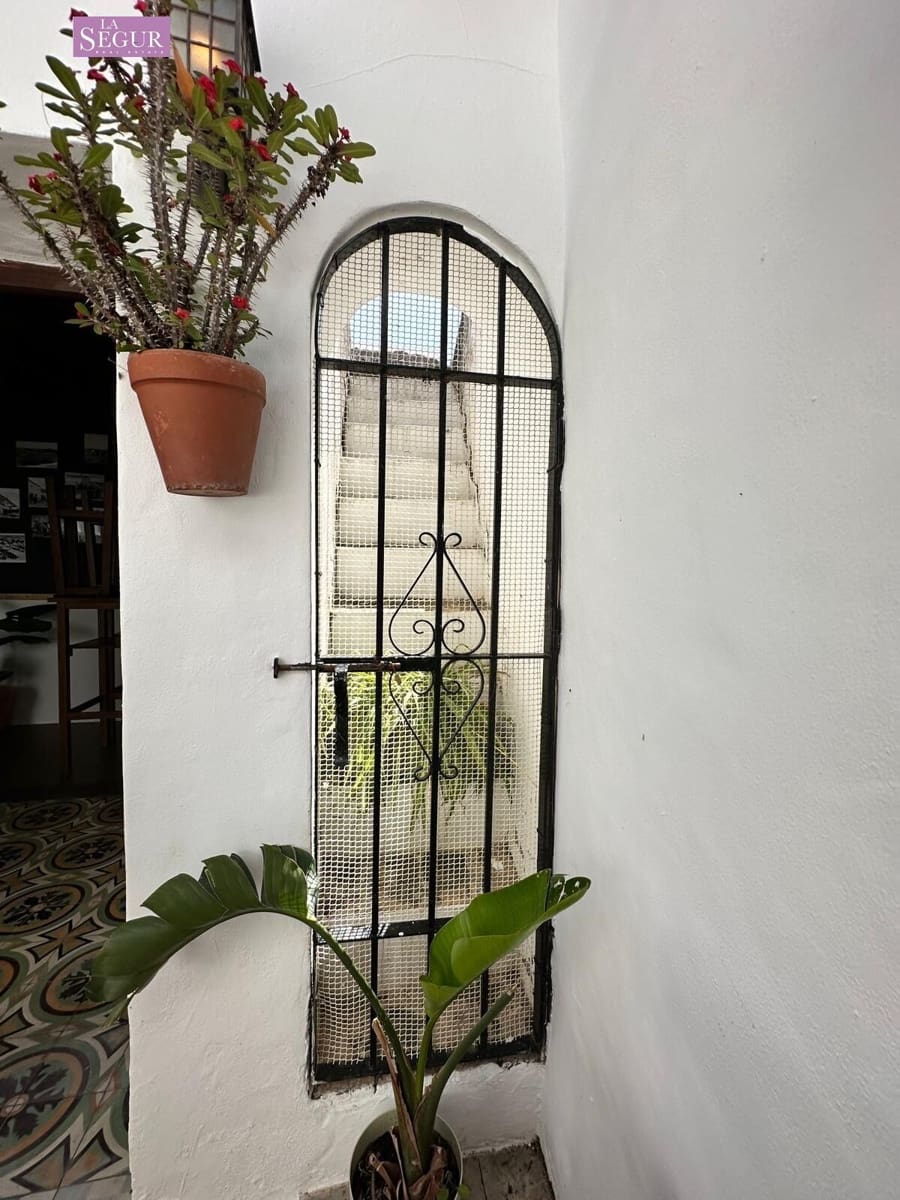 Restaurant/Bar til salg i Conil de la Frontera - € 720.000 (Ref: 8954343)