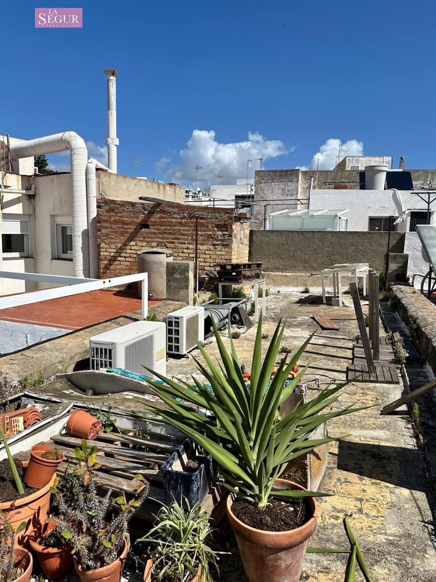 Restaurant/Bar til salg i Conil de la Frontera - € 720.000 (Ref: 8954343)