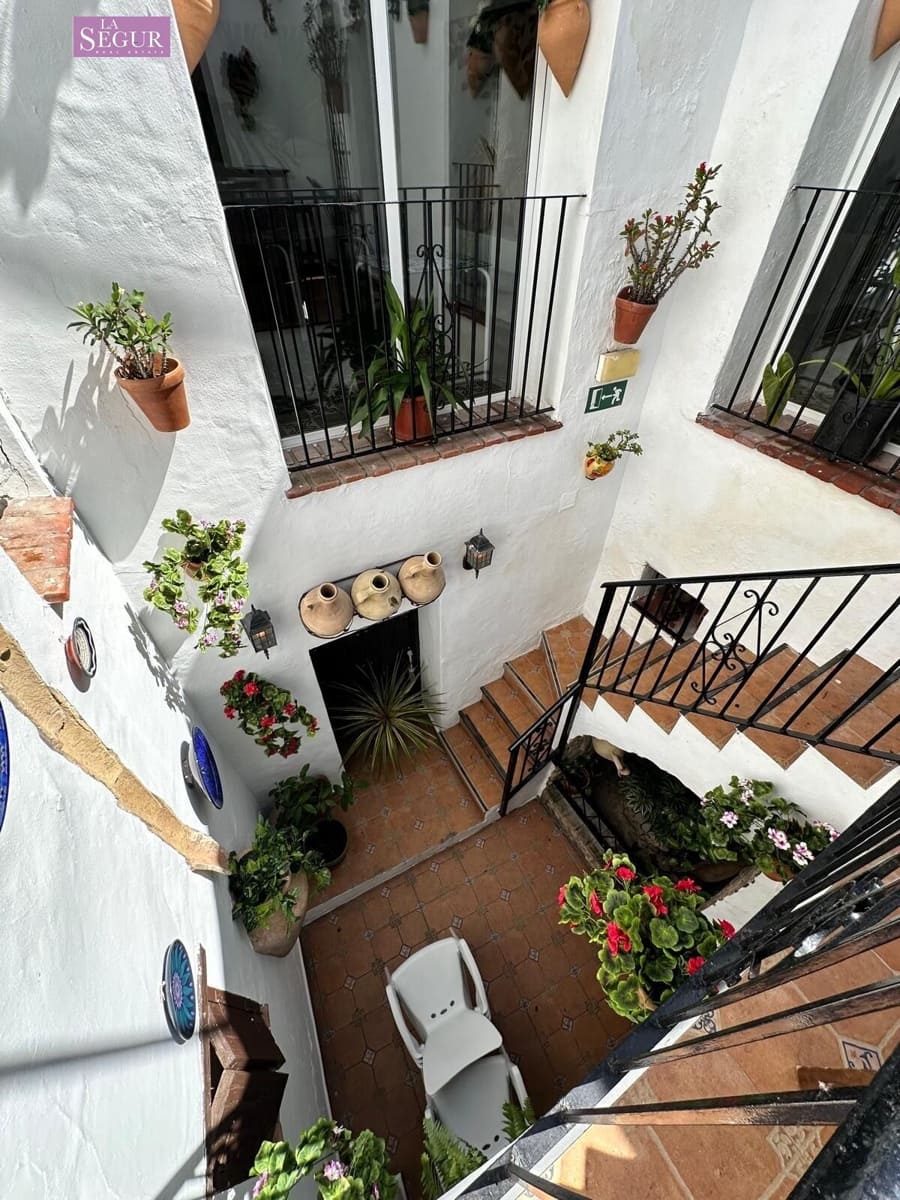 Restaurant/Bar til salg i Conil de la Frontera - € 720.000 (Ref: 8954343)