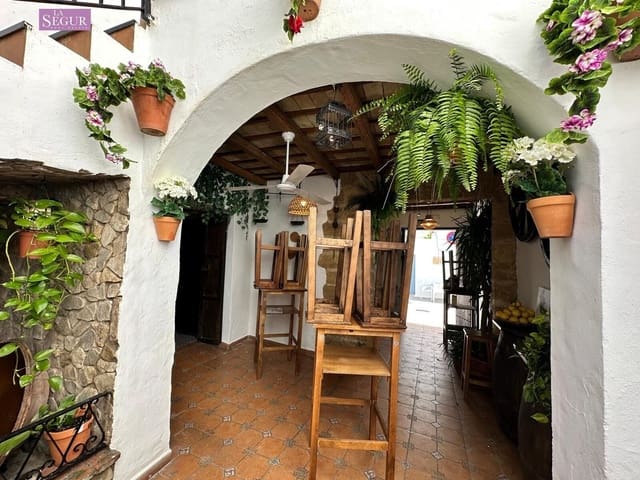 Restaurant/Bar til salg i Conil de la Frontera - € 720.000 (Ref: 8954343)