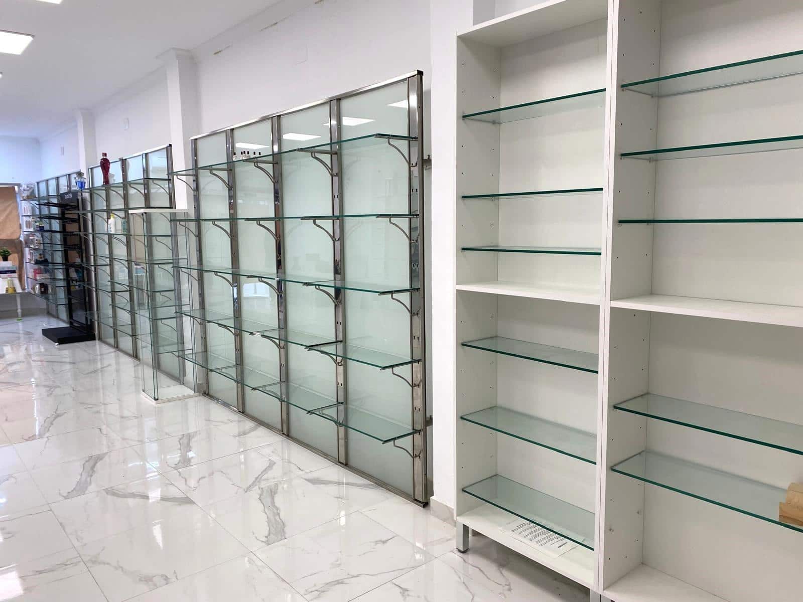 Erhverv til leje i Barbate - € 650 (Ref: 8972142)