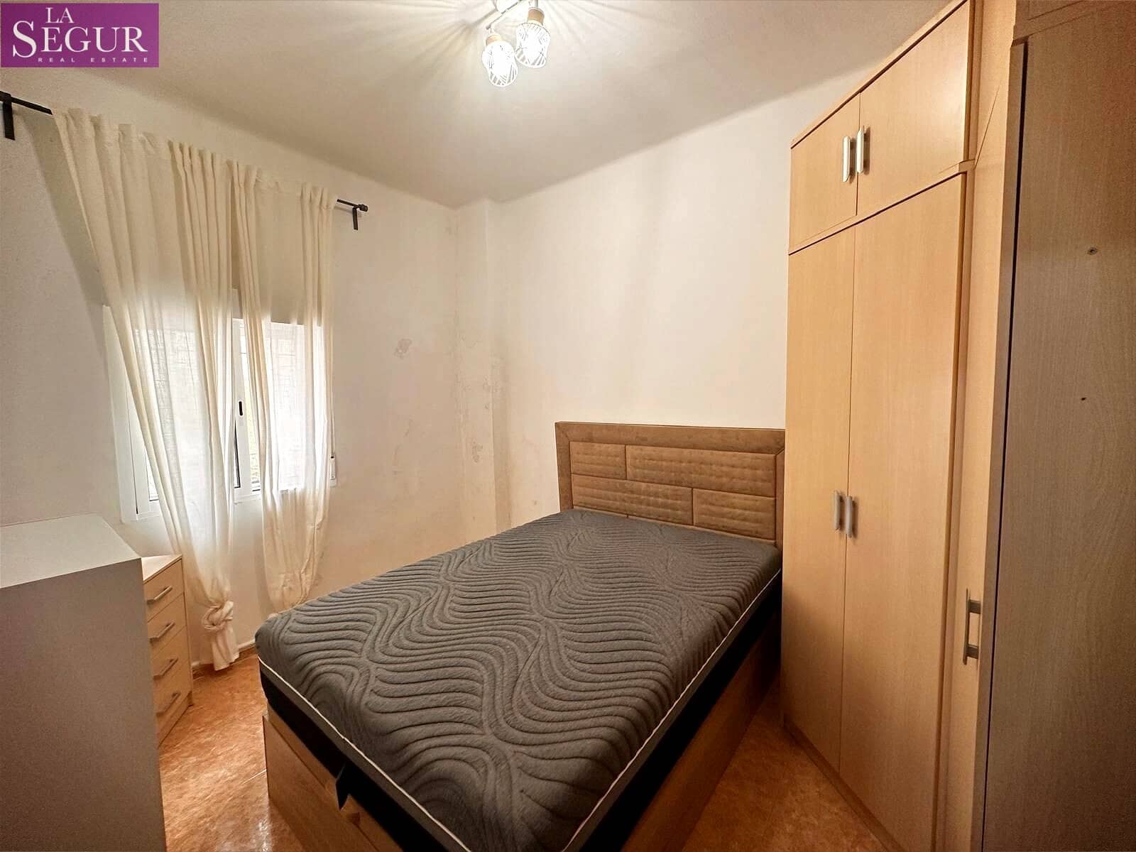 3 soverom Leilighet til salgs i Cadiz by - € 170 000 (Ref: 8988392)