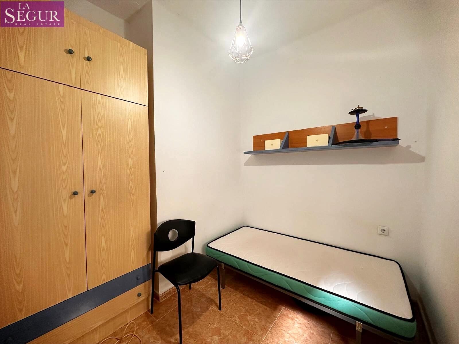 3 soverom Leilighet til salgs i Cadiz by - € 170 000 (Ref: 8988392)