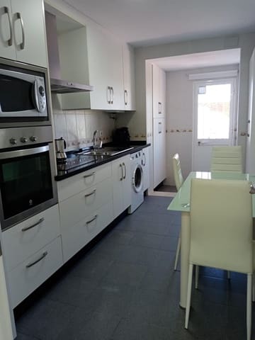 3 bedroom Terraced Villa for rent in Medina-Sidonia - € 800 (Ref: 8992055)