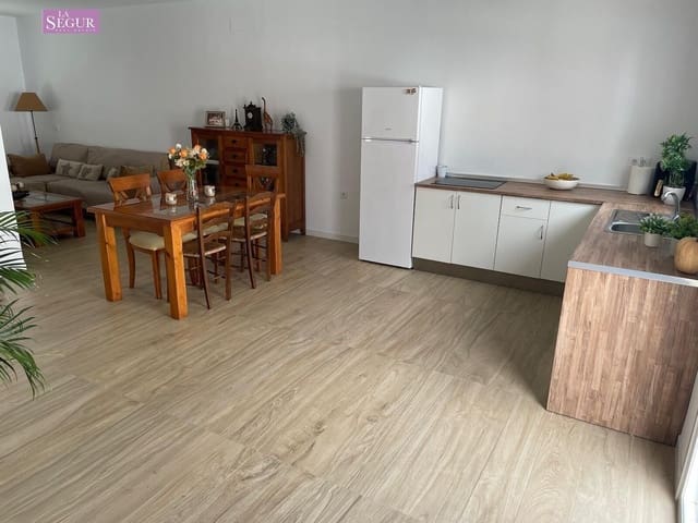 3 camera da letto Villa in vendita in Chiclana de la Frontera con piscina - 282.000 € (Rif: 9005423)